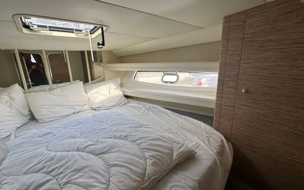 slider 12 Sunseeker Superhawk 50