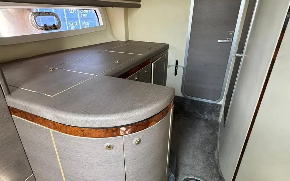 slider 8 Sunseeker Superhawk 50