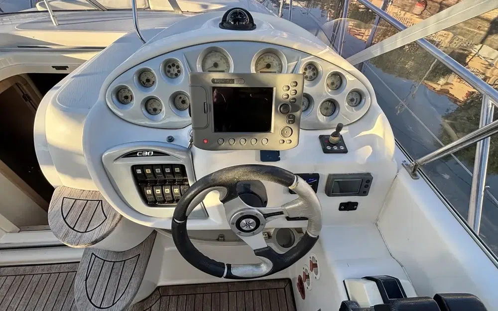 slider 9 Sessa Marine C30