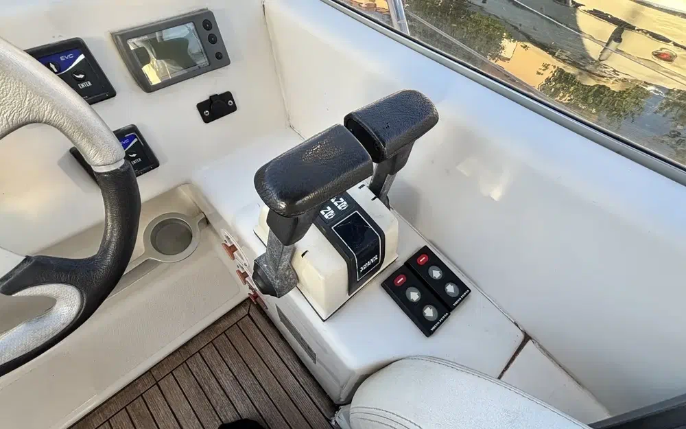 slider 11 Sessa Marine C30