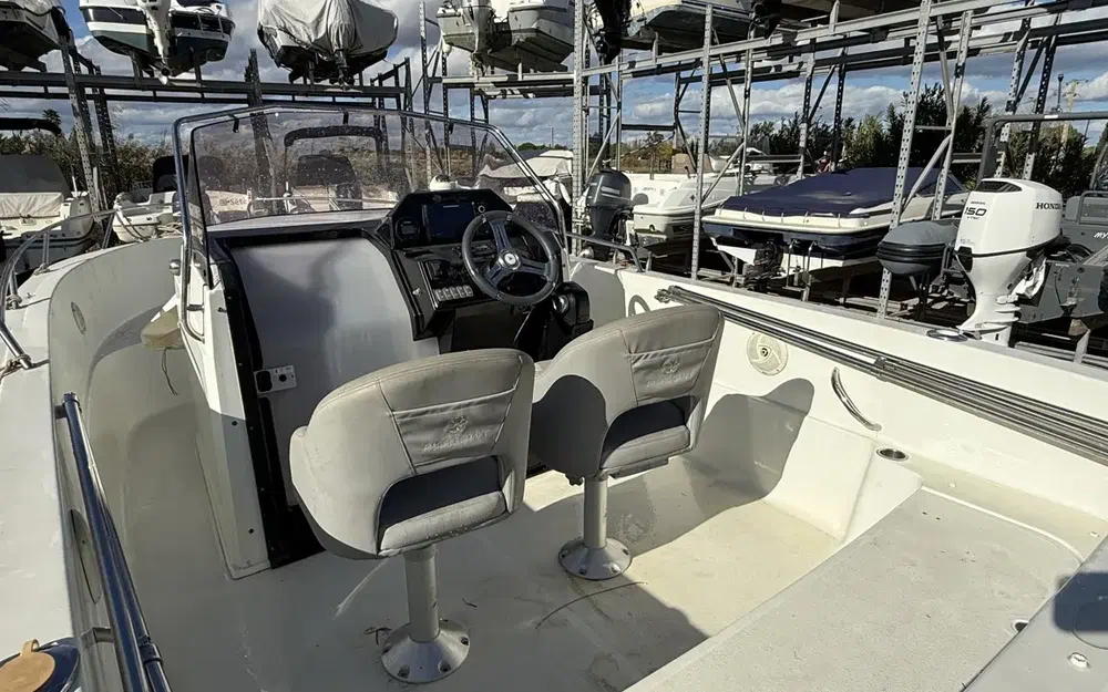 slider 13 Pacific Craft  670 Open