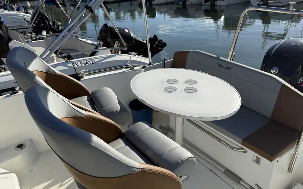 slider 14 Beneteau Flyer 6 SUNdeck