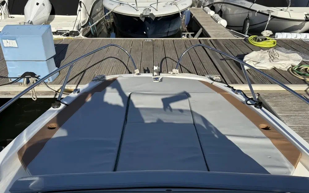 slider 5 Beneteau Flyer 6 SUNdeck
