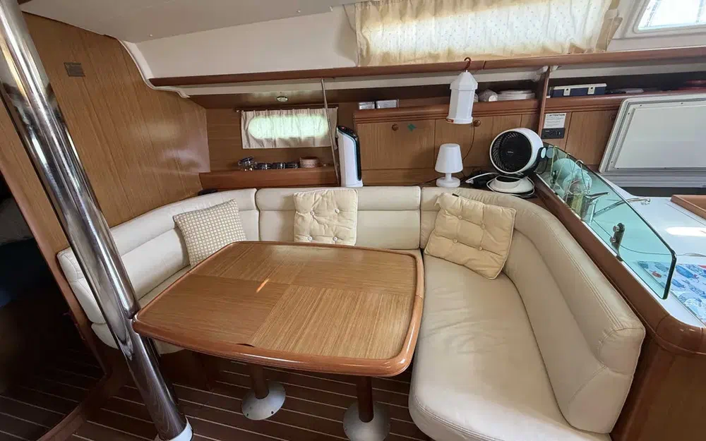 slider 16 Jeanneau Sun Odyssey 39 i