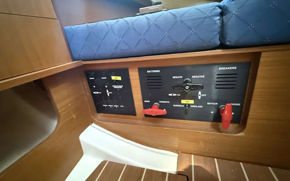 slider 26 Jeanneau Sun Odyssey 39 i