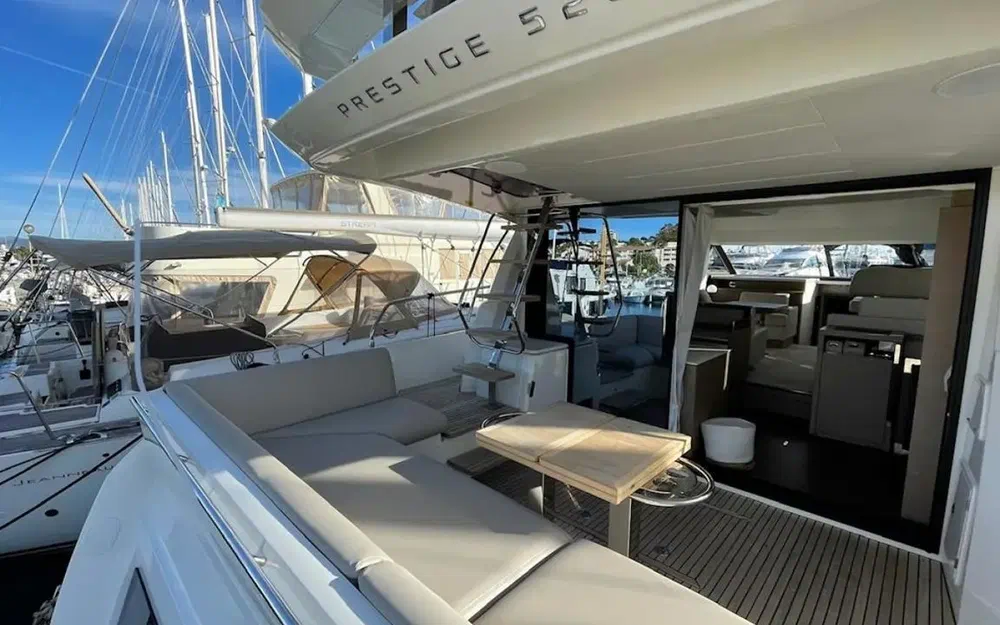 slider 3 Jeanneau Prestige 520