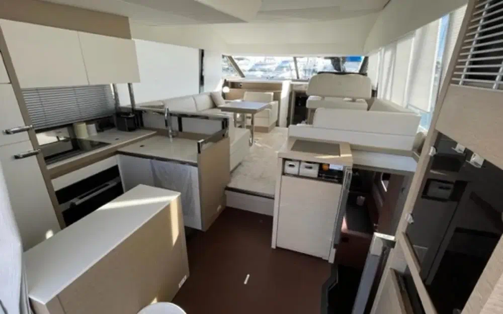 slider 7 Jeanneau Prestige 520