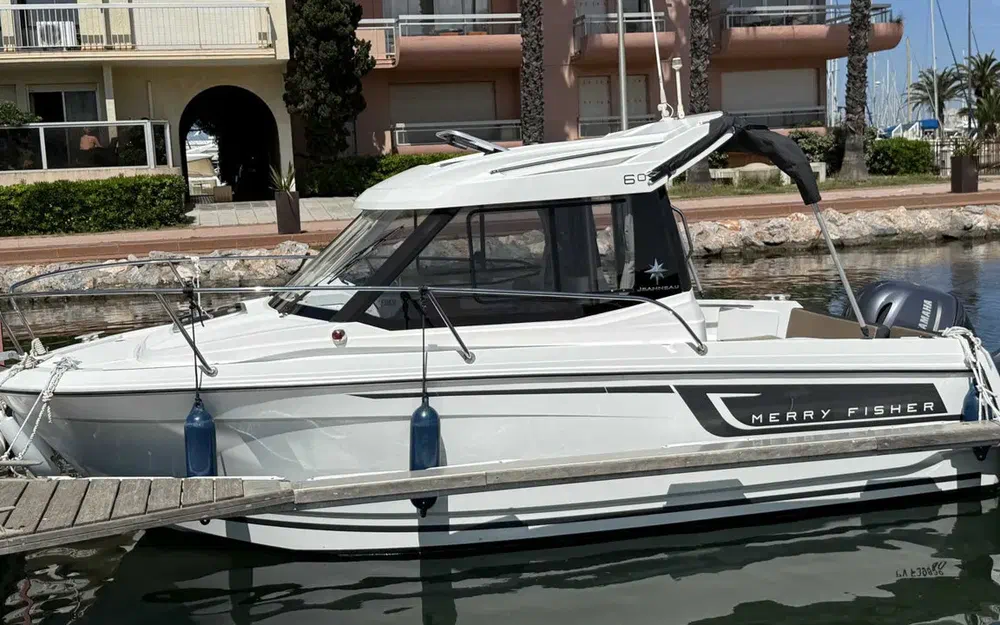 slider 0 Jeanneau Merry Fisher 605