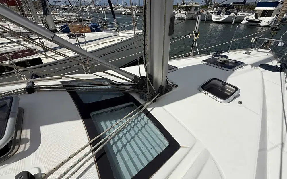 slider 9 Beneteau Oceanis 40
