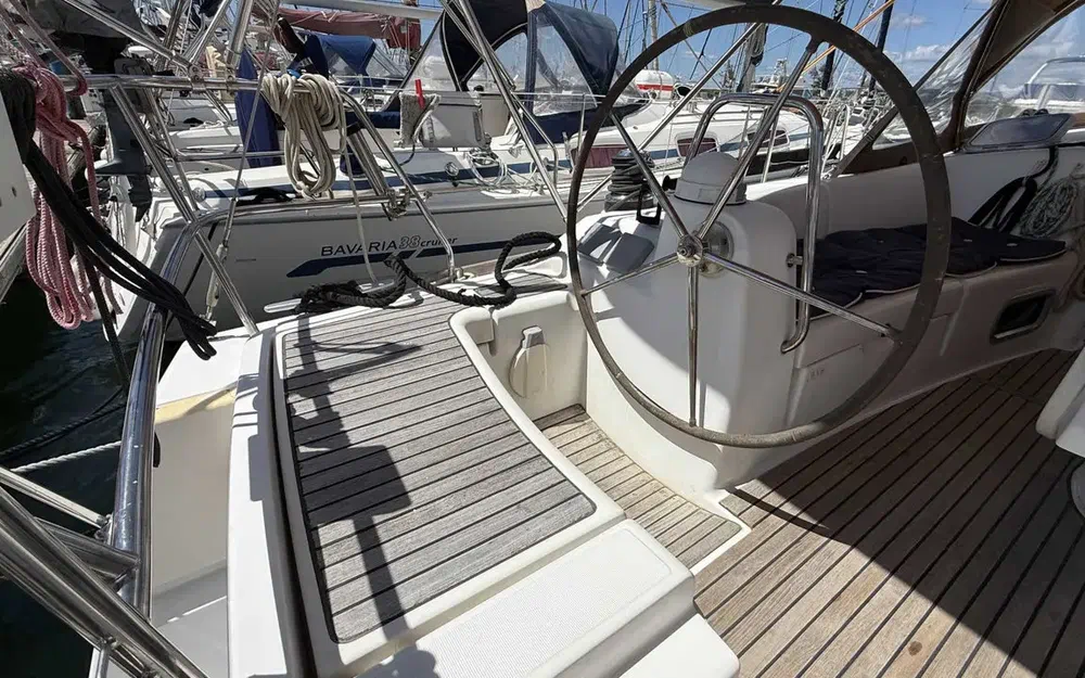 slider 15 Beneteau Oceanis 40