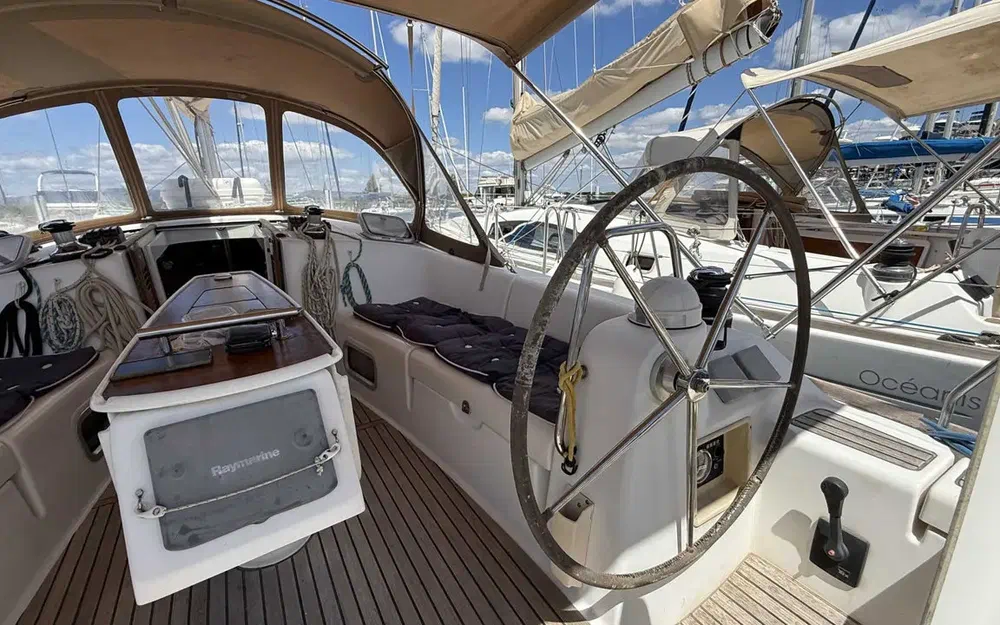 slider 16 Beneteau Oceanis 40