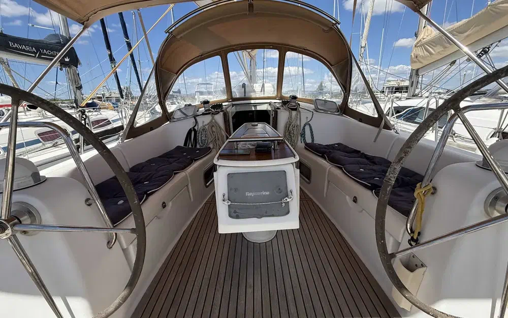 slider 17 Beneteau Oceanis 40