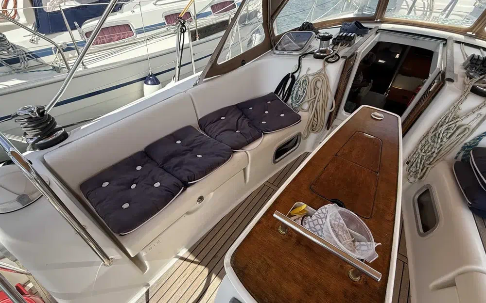 slider 19 Beneteau Oceanis 40
