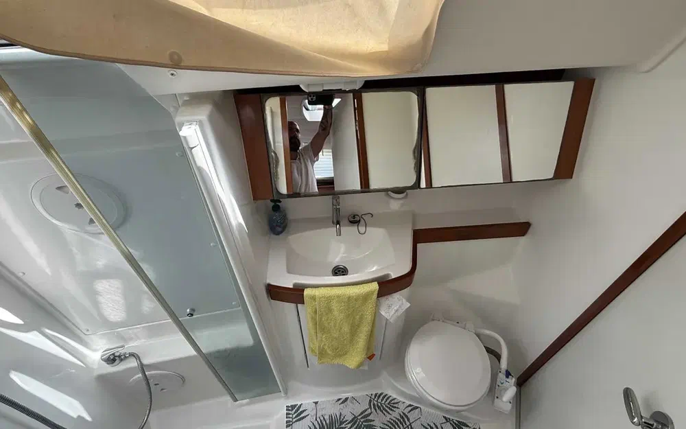 slider 33 Beneteau Oceanis 40