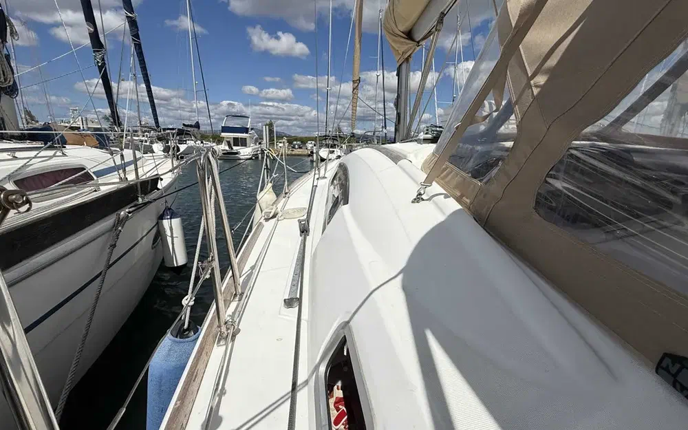 slider 5 Beneteau Oceanis 40
