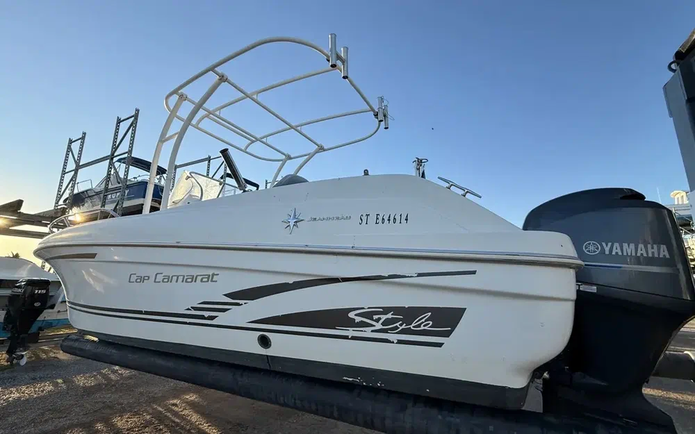 slider 3 Jeanneau Cap Camarat 6.5 CC