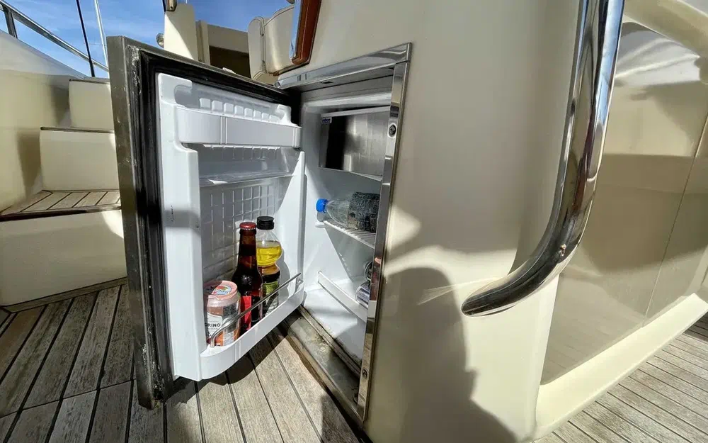 slider 23 Invictus  280 GT