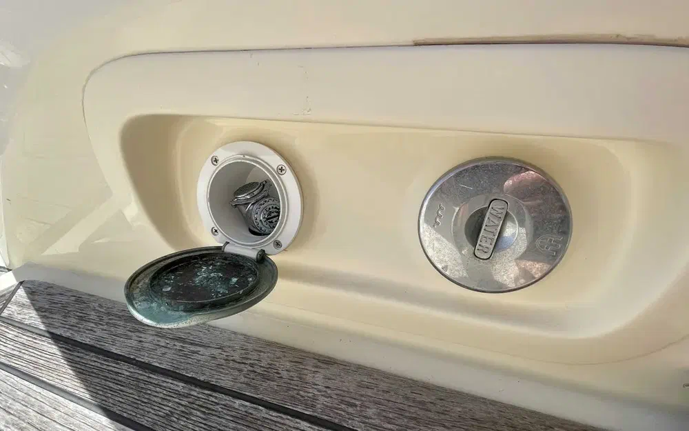 slider 24 Invictus  280 GT