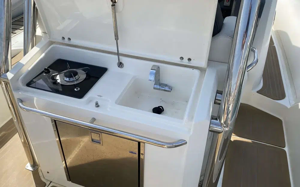 slider 10 Capelli Tempest 38