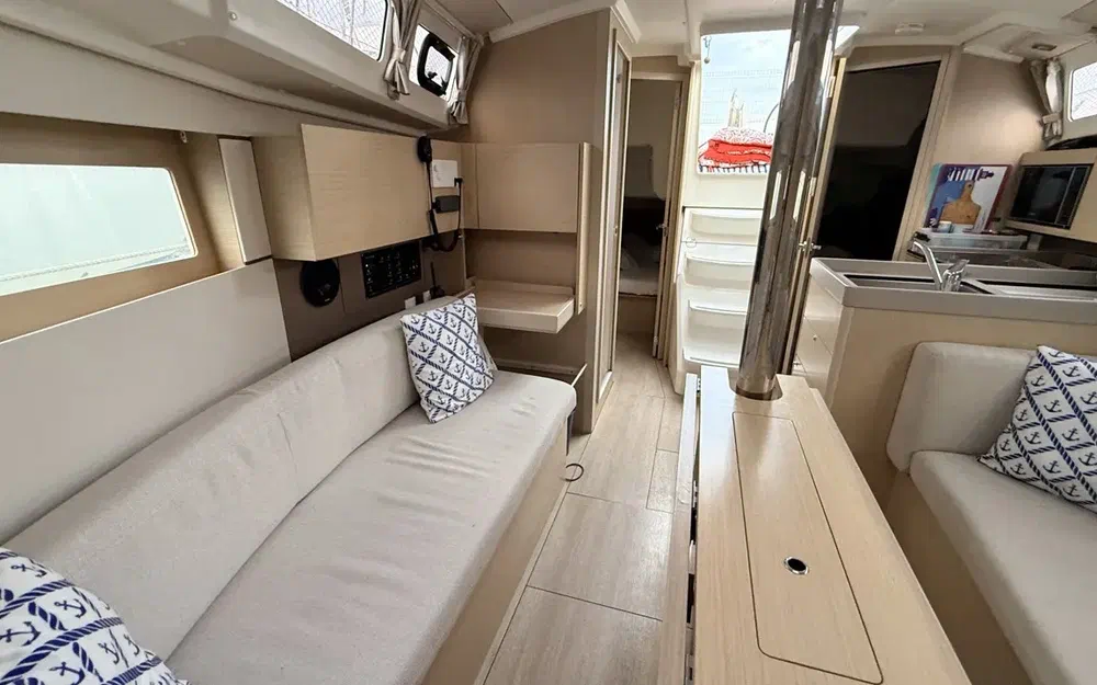 slider 17 Beneteau Oceanis 35.1