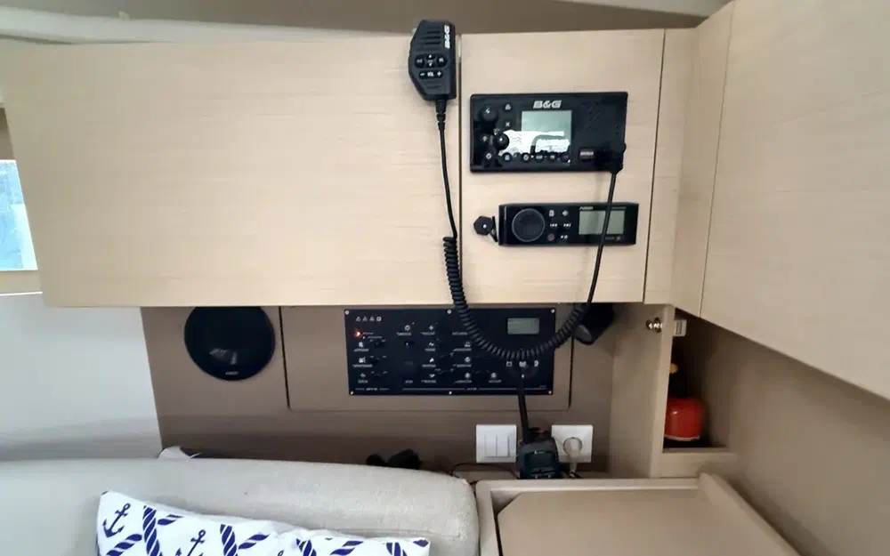 slider 24 Beneteau Oceanis 35.1