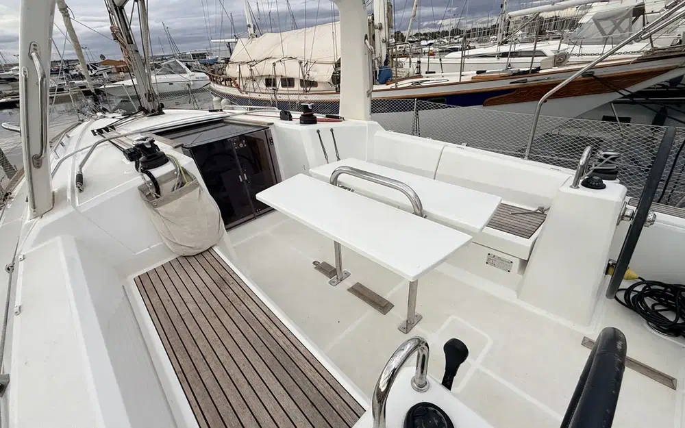 slider 7 Beneteau Oceanis 35.1