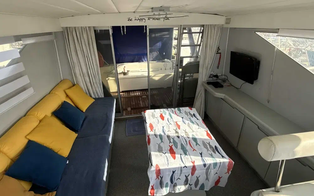 slider 9 Guy Couach  1201