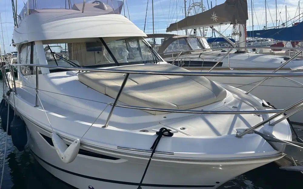 slider 2 Jeanneau Merry Fisher 10