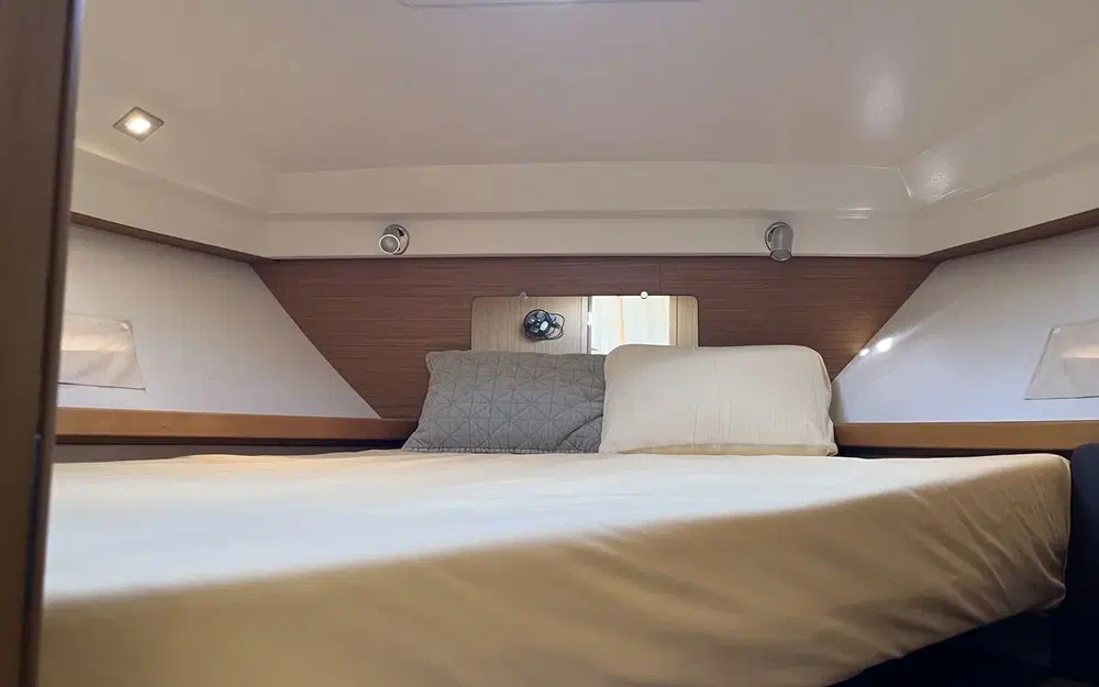 slider 33 Jeanneau Merry Fisher 10