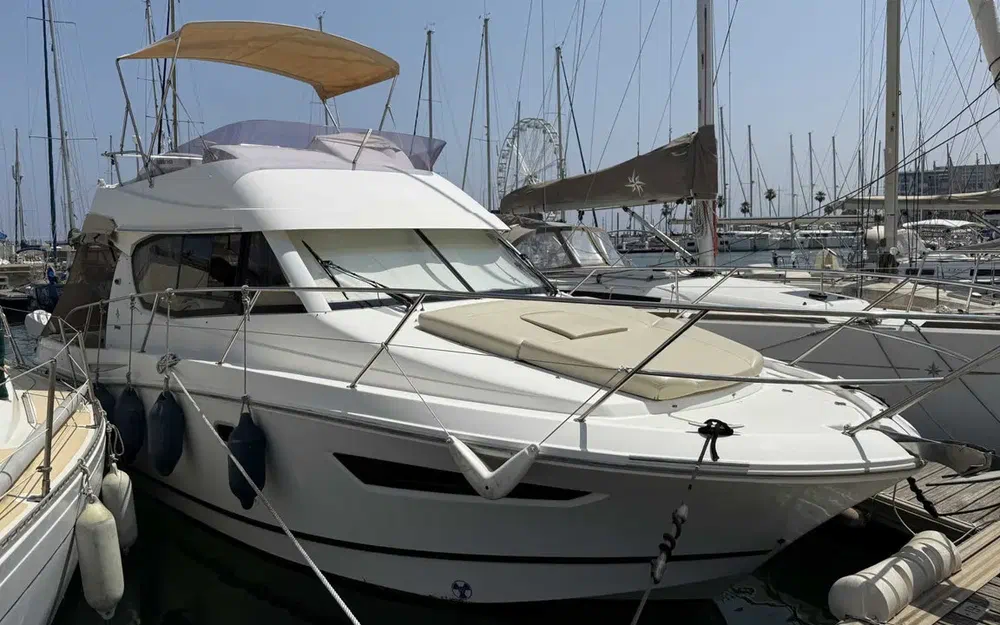 slider 3 Jeanneau Merry Fisher 10