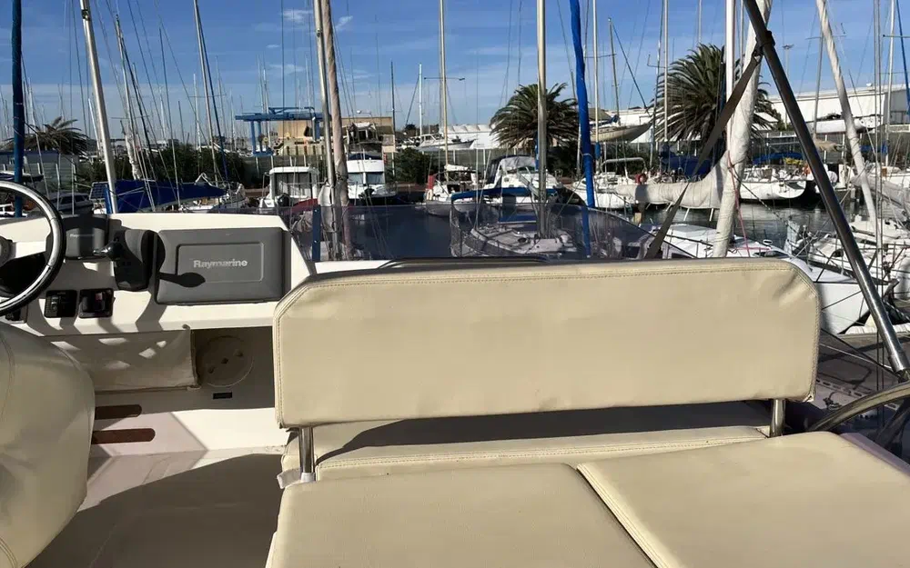 slider 42 Jeanneau Merry Fisher 10
