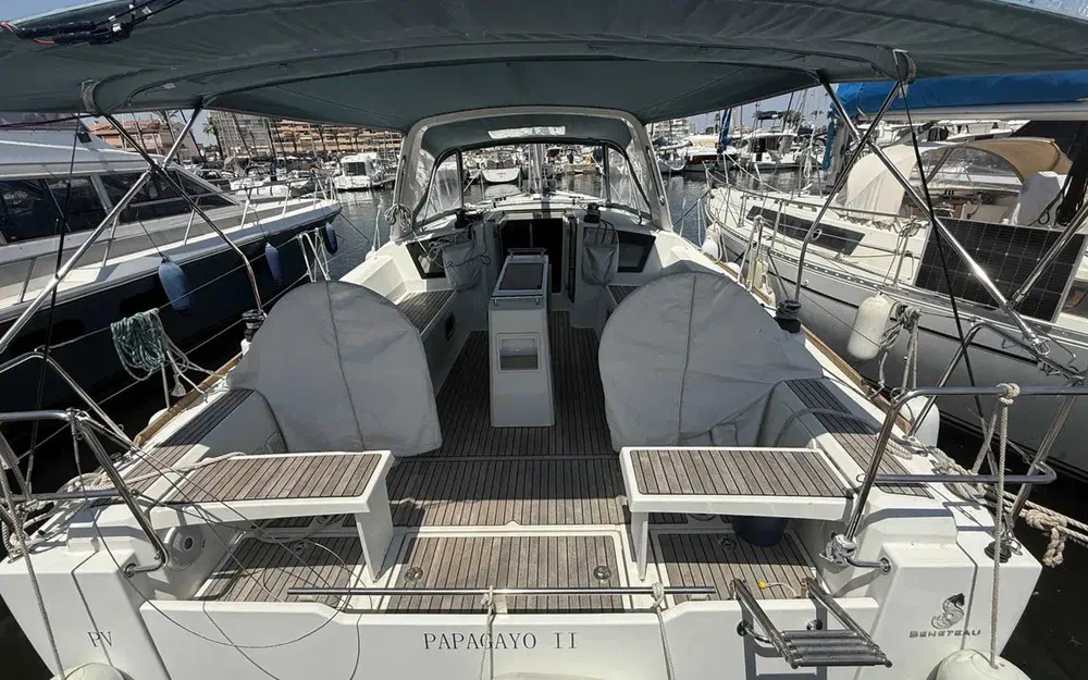 slider 2 Beneteau Oceanis 38.1