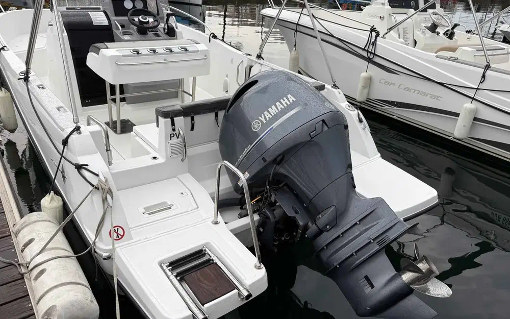 slider 1 Jeanneau Cap Camarat 6.5 CC