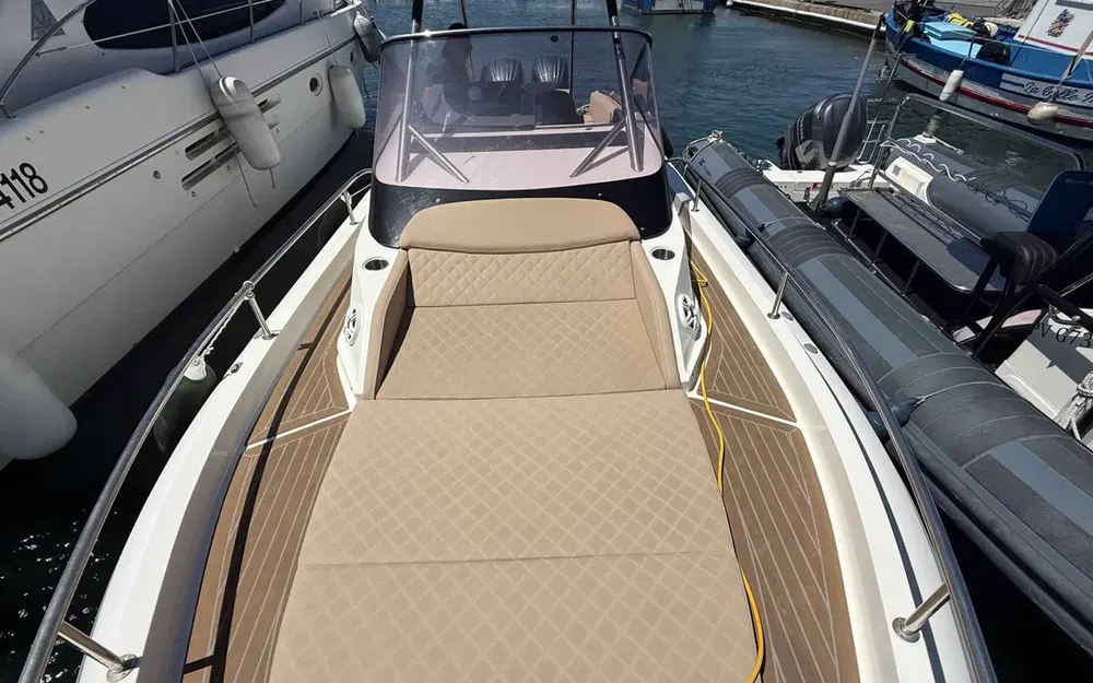 slider 31 Capelli Tempest 1000