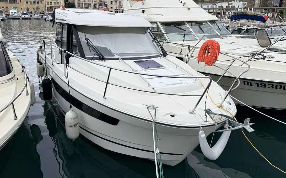 slider 0 Jeanneau Merry Fisher 895