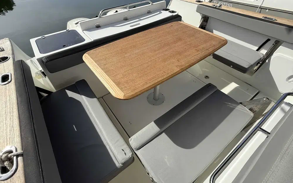 slider 7 Beneteau Flyer 8.8 SUNdeck