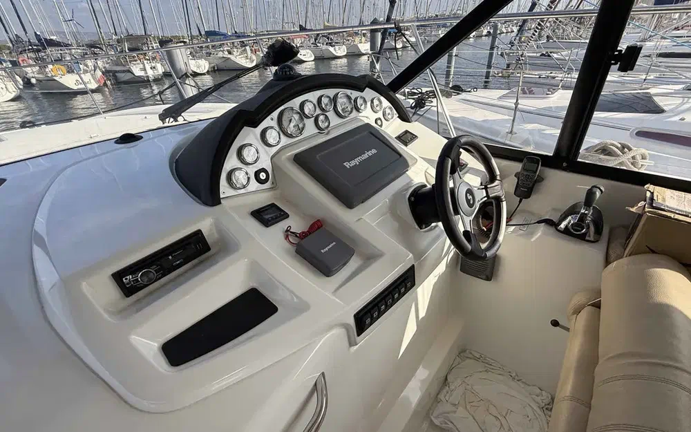 slider 22 Beneteau Antares 42