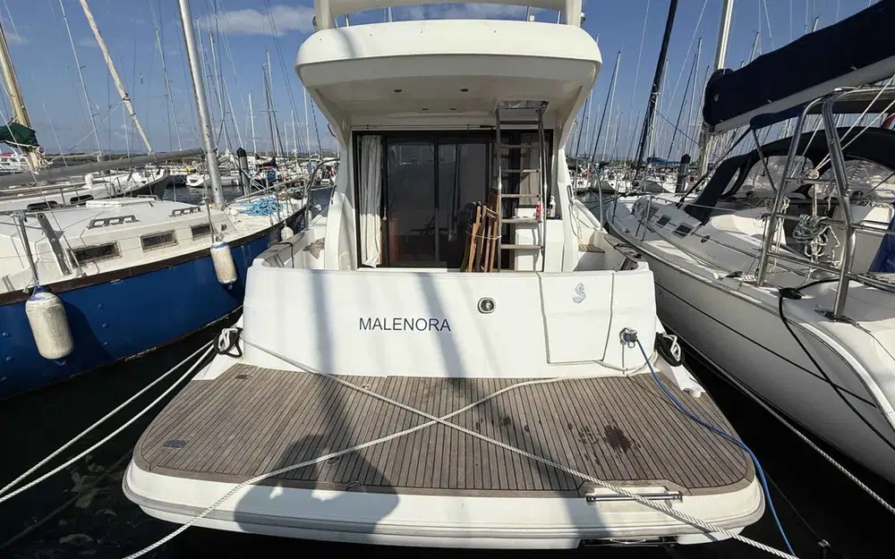 slider 5 Beneteau Antares 42