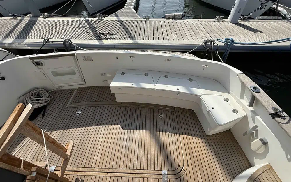 slider 7 Beneteau Antares 42