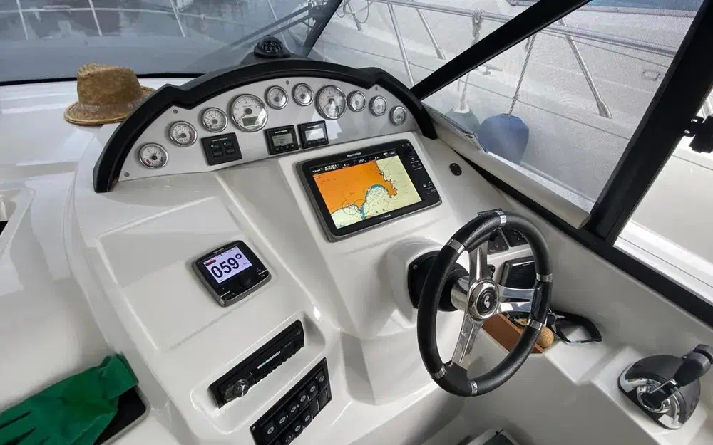 slider 16 Beneteau Antares 36