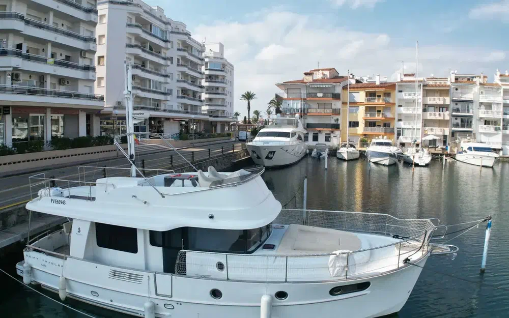 slider 0 Beneteau Swift Trawler 44