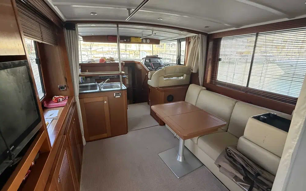 slider 22 Beneteau Swift Trawler 44