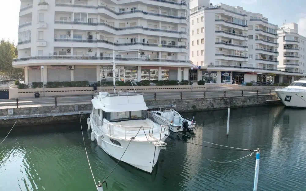 slider 4 Beneteau Swift Trawler 44