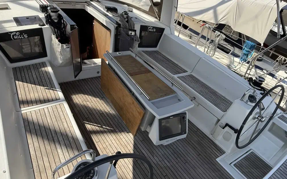 slider 9 Beneteau Oceanis 45