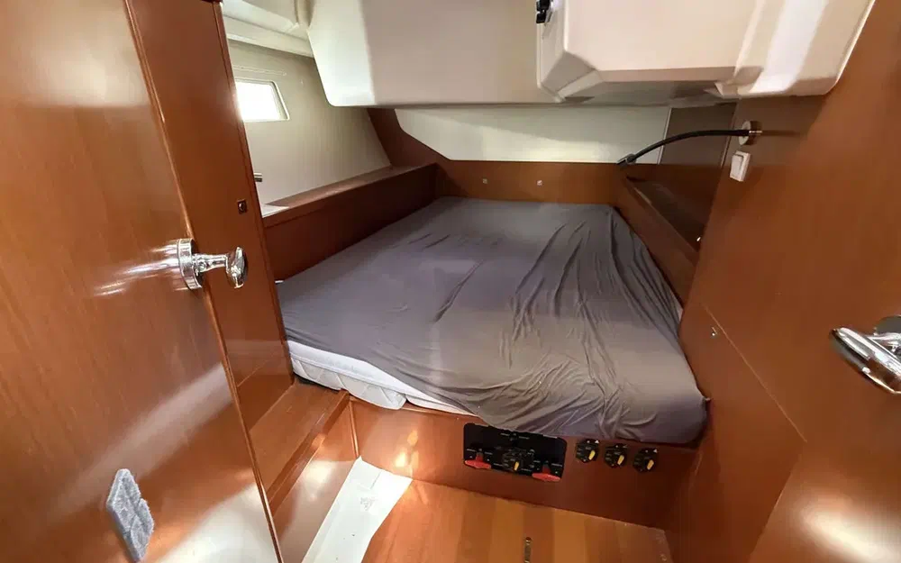 slider 28 Beneteau Oceanis 45