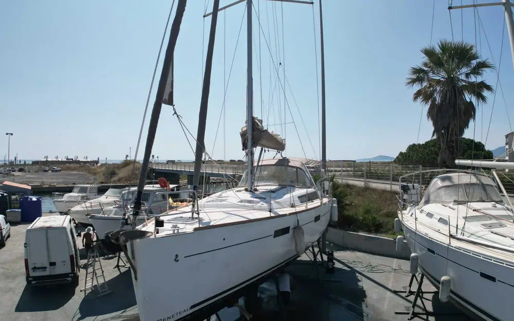 slider 2 Beneteau Oceanis 45