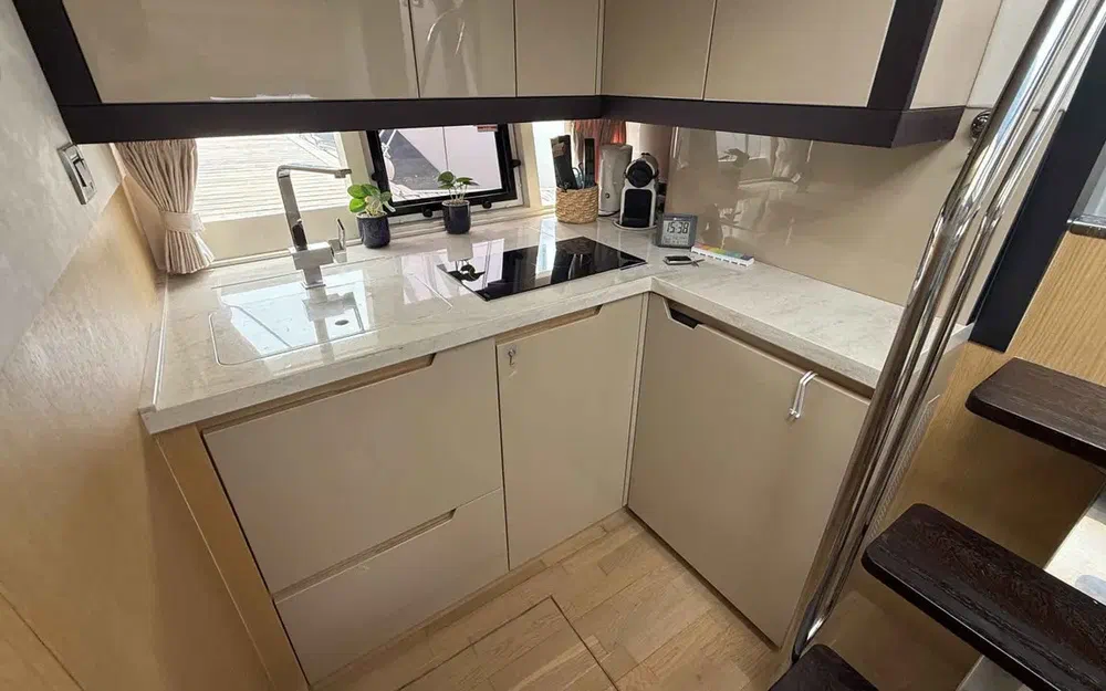 slider 12 Galeon  405 HTL