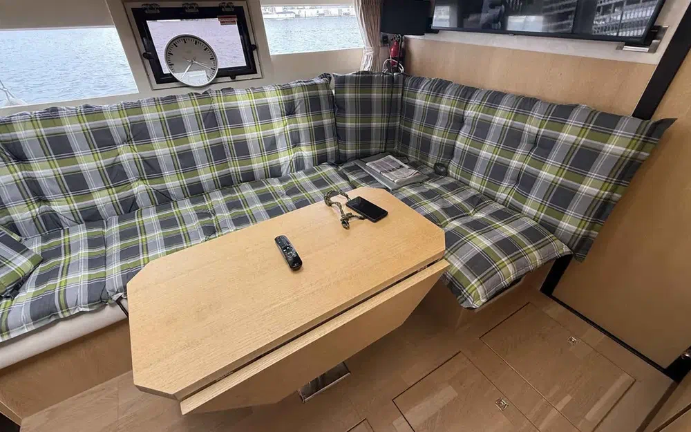 slider 14 Galeon  405 HTL