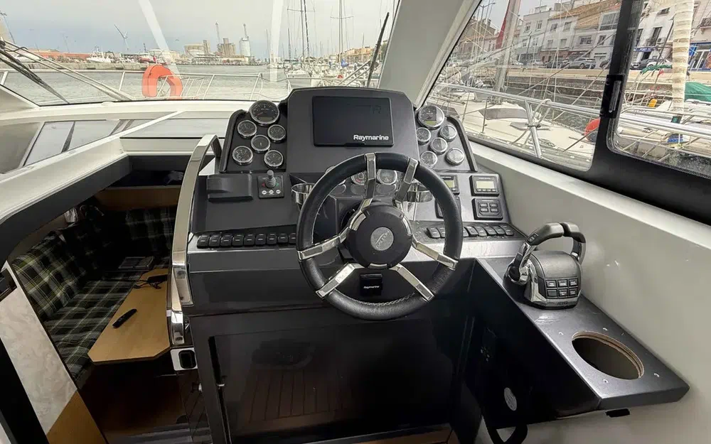 slider 7 Galeon  405 HTL