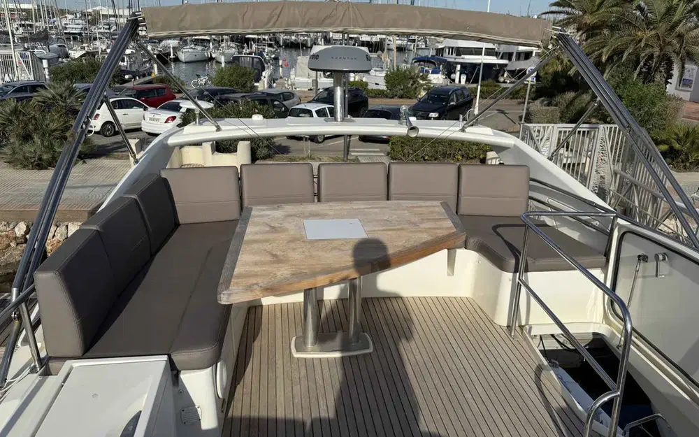 slider 15 Jeanneau Prestige 560